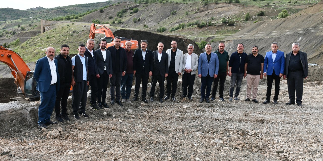 AK Parti Şırnak Milletvekili Arslan Tatar'dan Şırnak-Van Yolu ve Çevre Yolu Müjdesi
