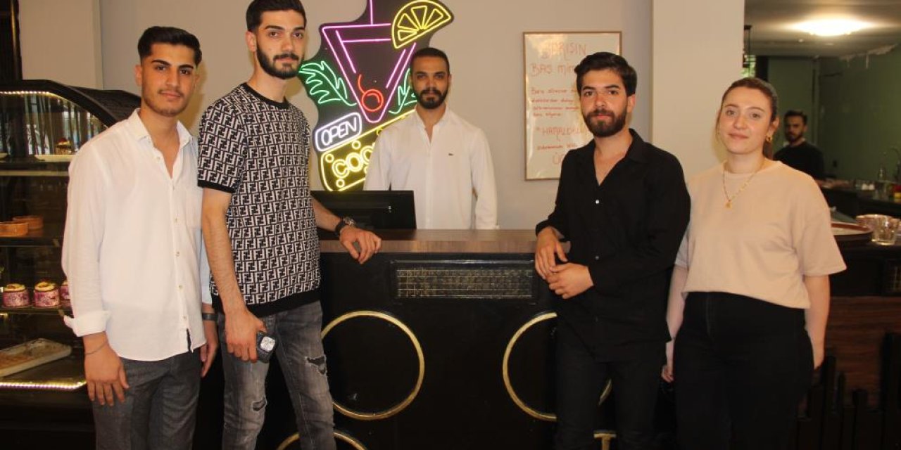 Şırnak'ta bir işletme PKK'nın kararını ücretsiz ikramlarla kutladı