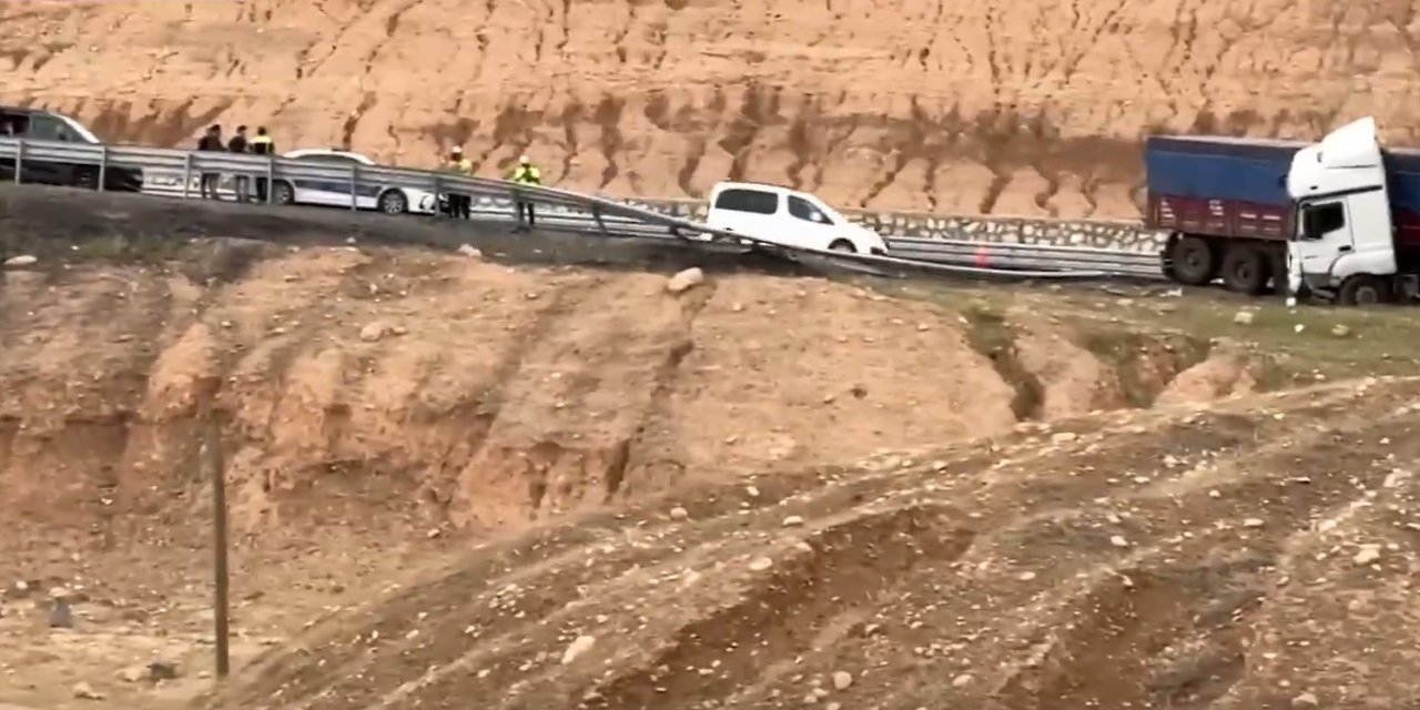 DEM PArtili İrmez, 2 Ay Önce Konuştuğu Noktadan Seslendi: Yeter Artık