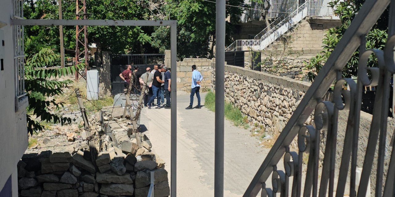 2 akraba arasında çıkan silahlı çatışmada 1 kişi hayatını kaybetti
