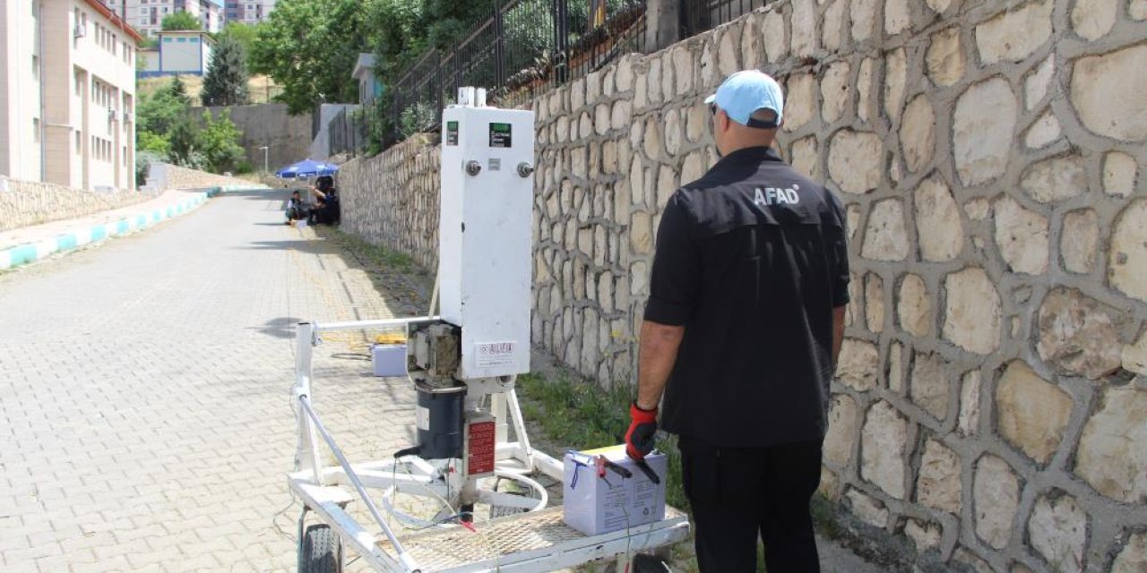 Şırnak ve İlçeleri Olası Bir Deprem İçin Sismik Ölçüm Cihazı ile İzleniyor