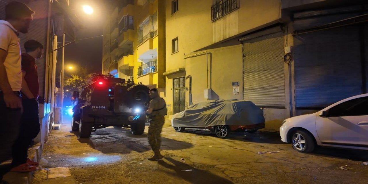 Polisle silahlı çatışma anı kamerada:  Zanlı yaralı olarak yakalandı
