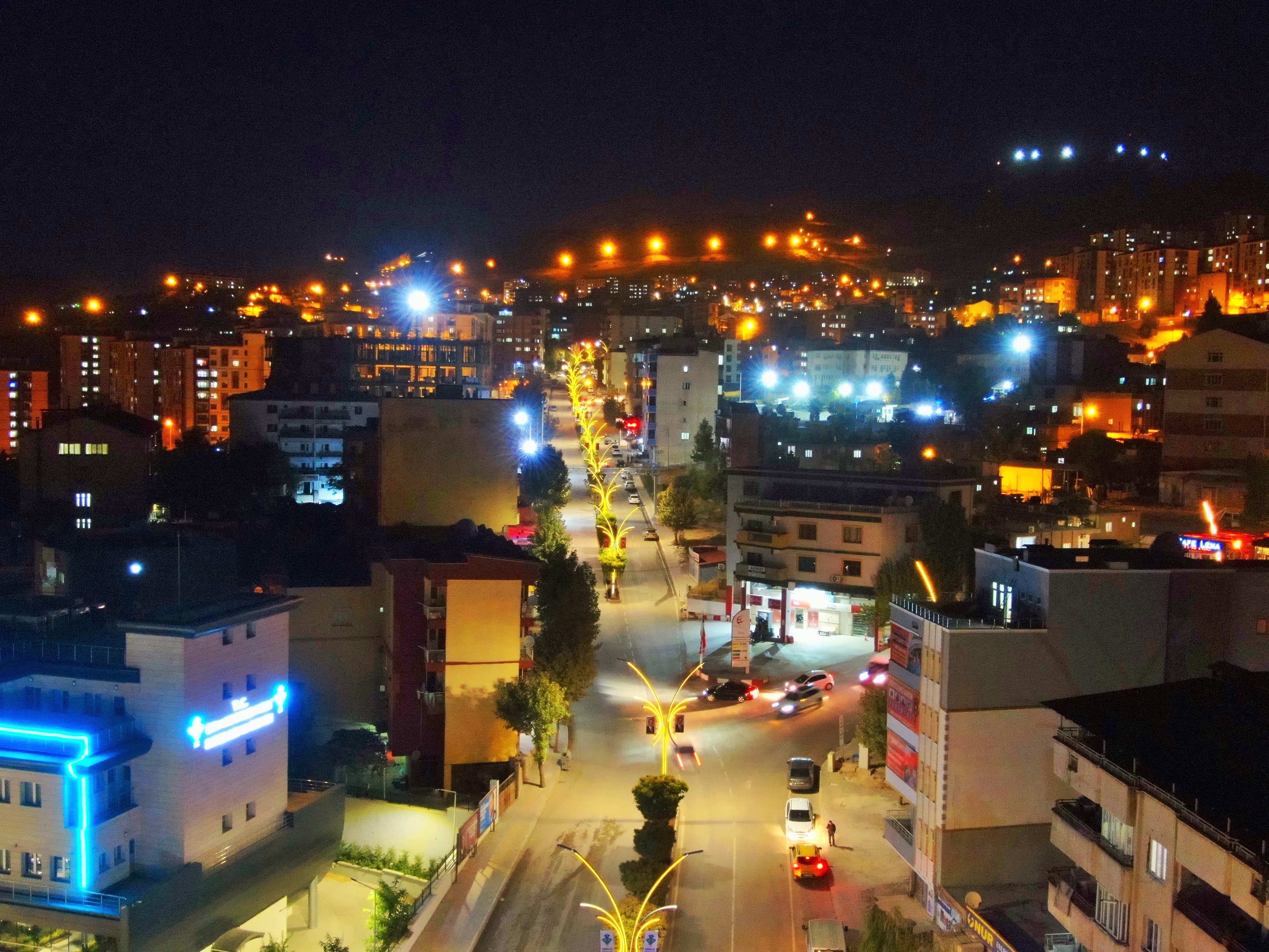 Şırnak'ta 2 yılda 823 iş yeri açıldı, ticaret canlandı