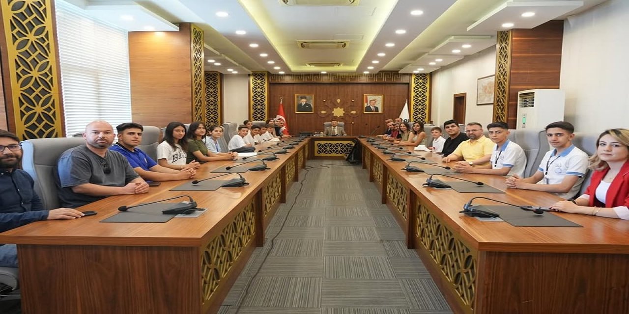 Şırnak’ta Geleceğin Dâhileri Ödüllendirildi