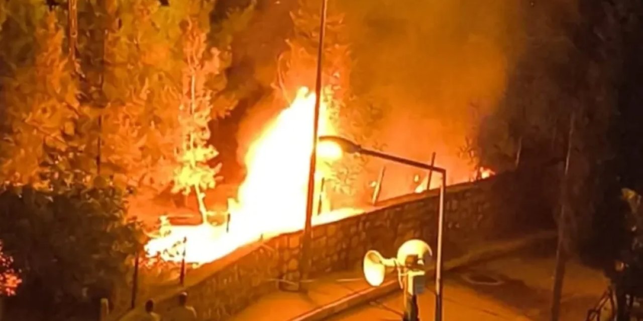 Şırnak Tekser Mezarlığı'ndaki Yangın Hızla Söndürüldü