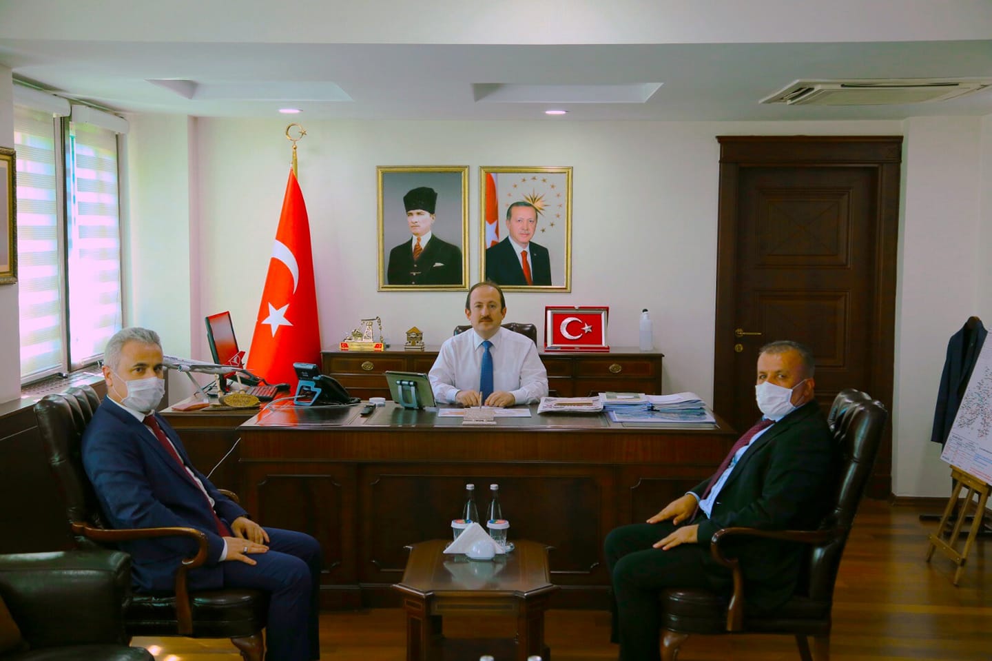 METEOROLOJİ BÖLGE MÜDÜRÜ BOZKURT, VALİ PEHLİVAN’I ZİYARET ETTİ