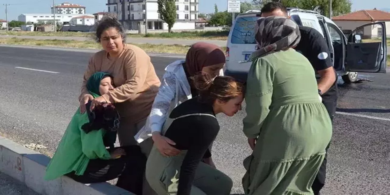 YKS'ye Giderken Kaza Yaptılar: 1 Ölü, 3'ü Ağır 10 Yaralı