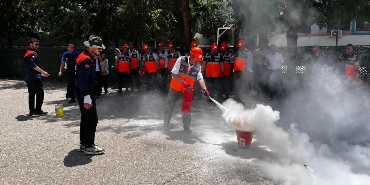 Şırnak’ta AFAD’tan Muhtarlara Yangına Müdahale Eğitimi