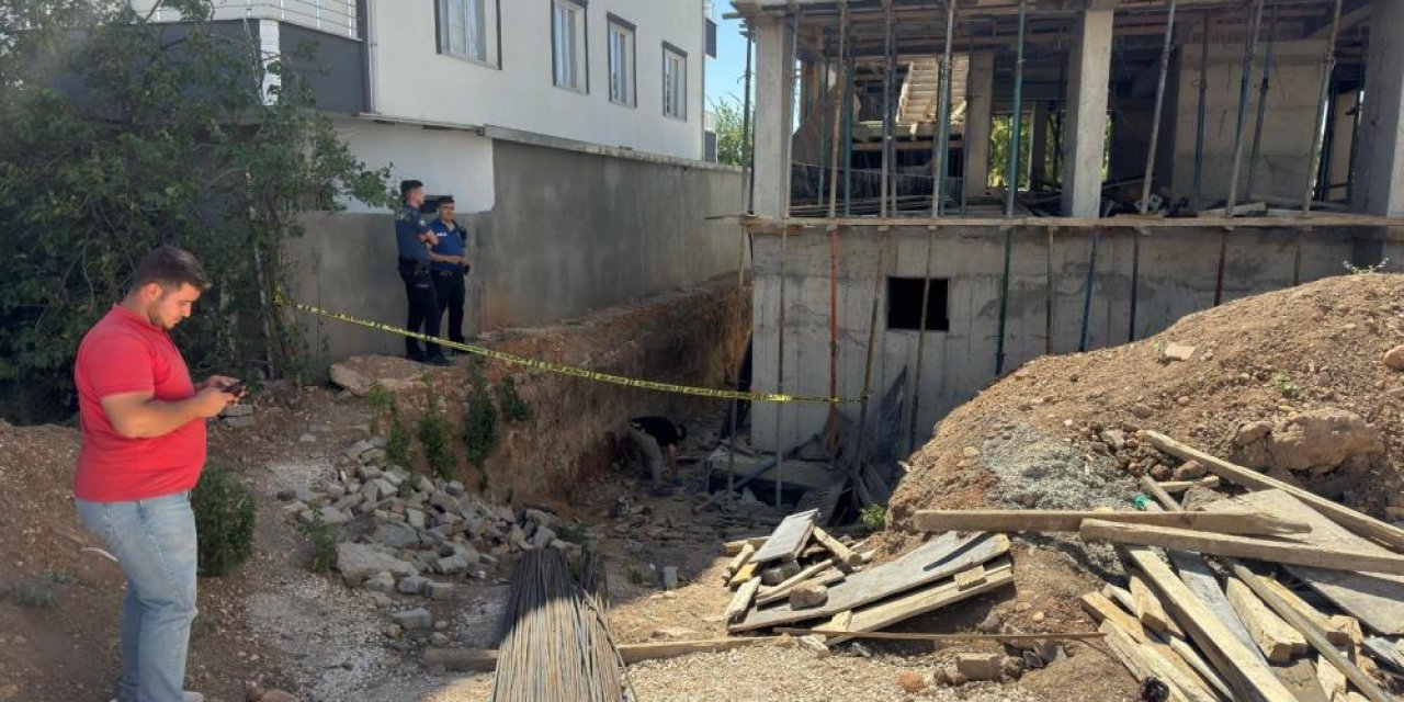 İnşaattan düşen kalıp ustası hayatını kaybetti