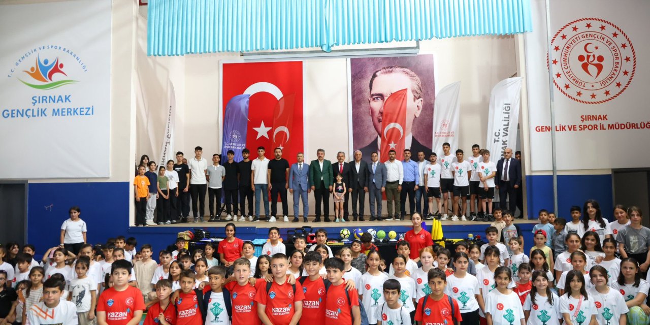 Şırnak’ta 12 Farklı Branşta, 12 Bin Spor Malzemesi Gençlerin Hizmetinde