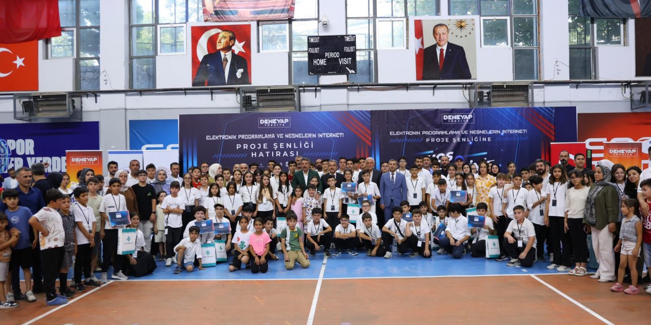 El Cezeri’nin Torunları Geleceğin Teknoloji Yıldızları Deneyap Şenliği’nde Yarıştı