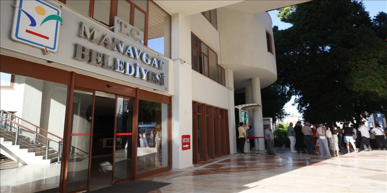 CHP’li belediyeye operasyonda belediye başkanı dahil 6 kişi tutuklandı