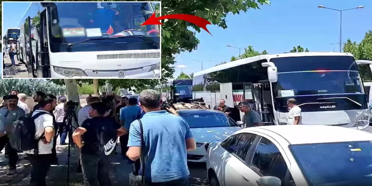 Diyarbakır'da 200 Kişilik Grup PKK'nın Silah Bırakma Törenine Katılmak İçin Yola Çıktı