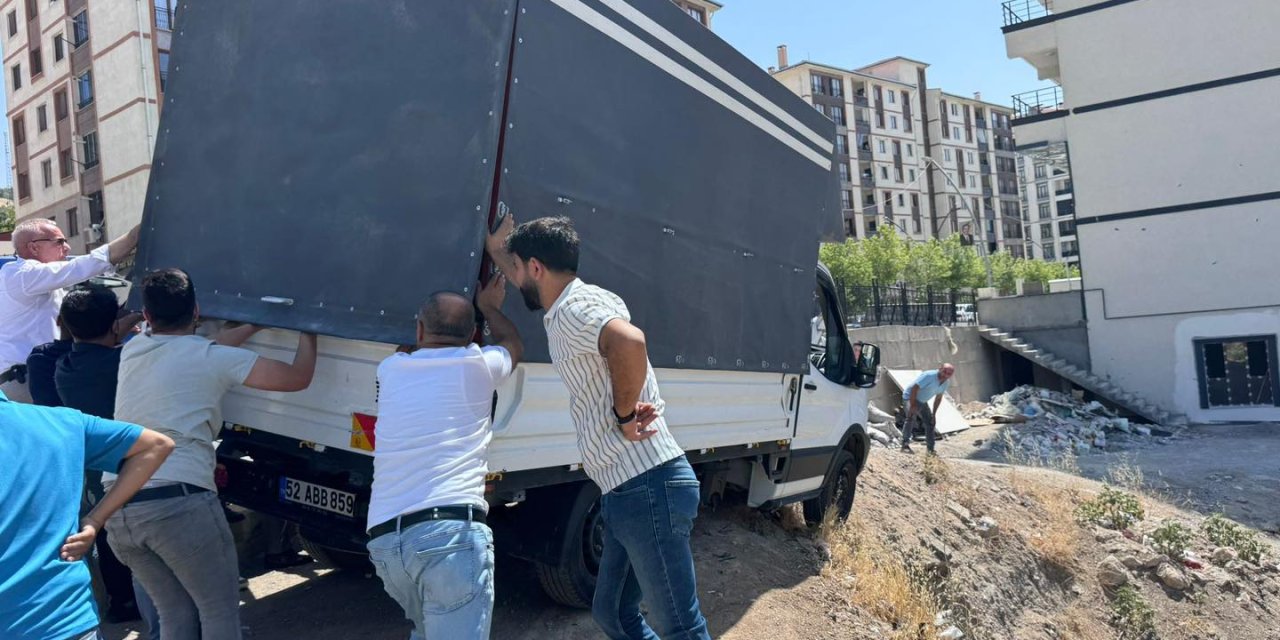 Şırnak'ta Duyarlı Vatandaşlar Faciayı Önledi!