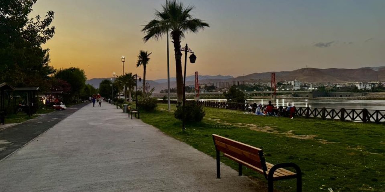 Cizre’de Parklar Daha Güvenli