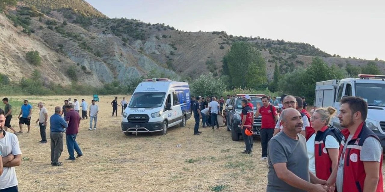 Eskişehir'de boğulan 2 genç, memleketleri Mardin'de toprağa verildi