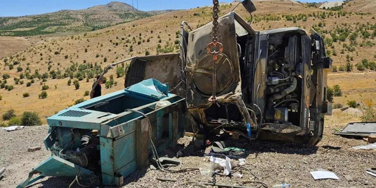 Askeri araç devrildi: 2 asker yaralandı