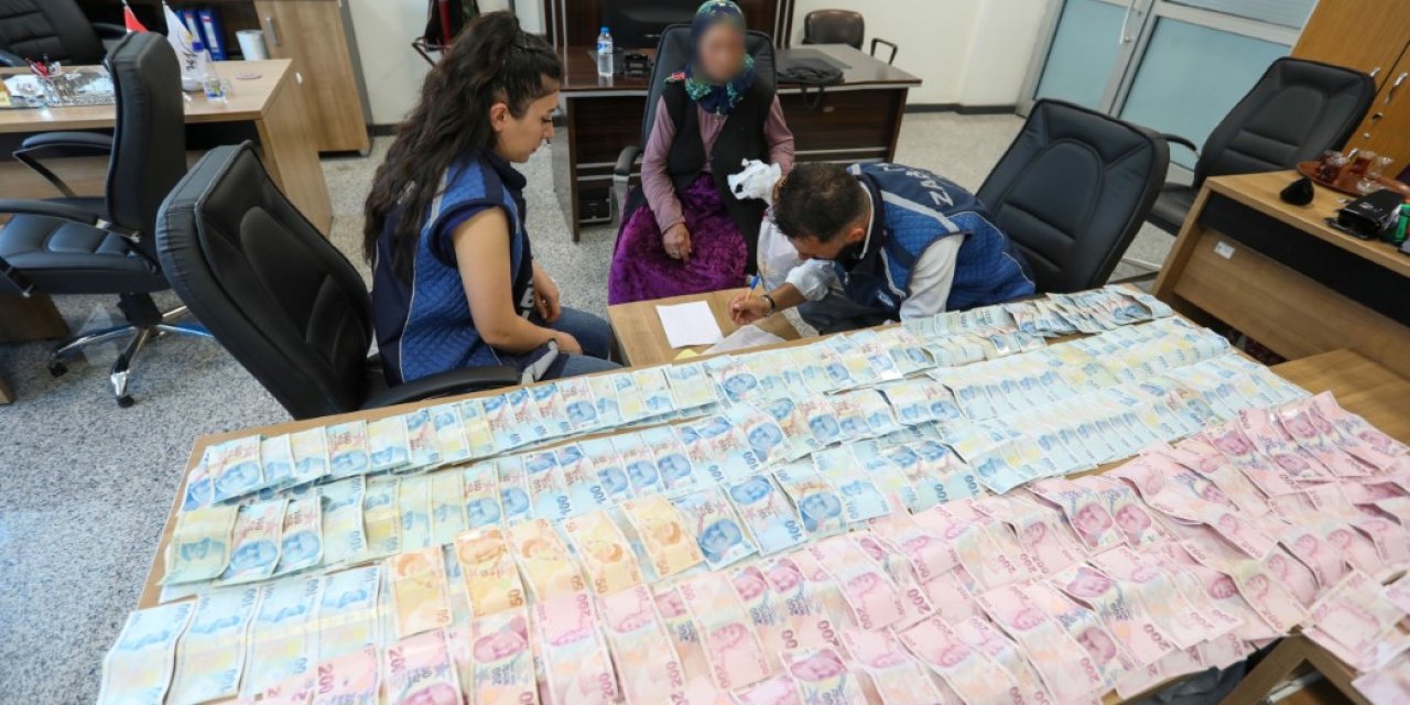 Van’da yakalanan dilencinin üzerinden 75 bi TL çıktı