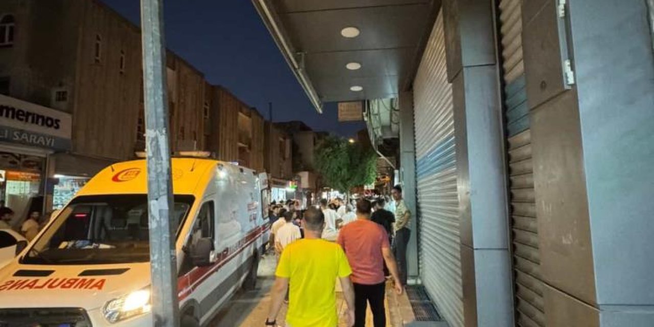 Silahlı ve bıçaklı kavgada 3'ü ağır 5 kişi yaralandı
