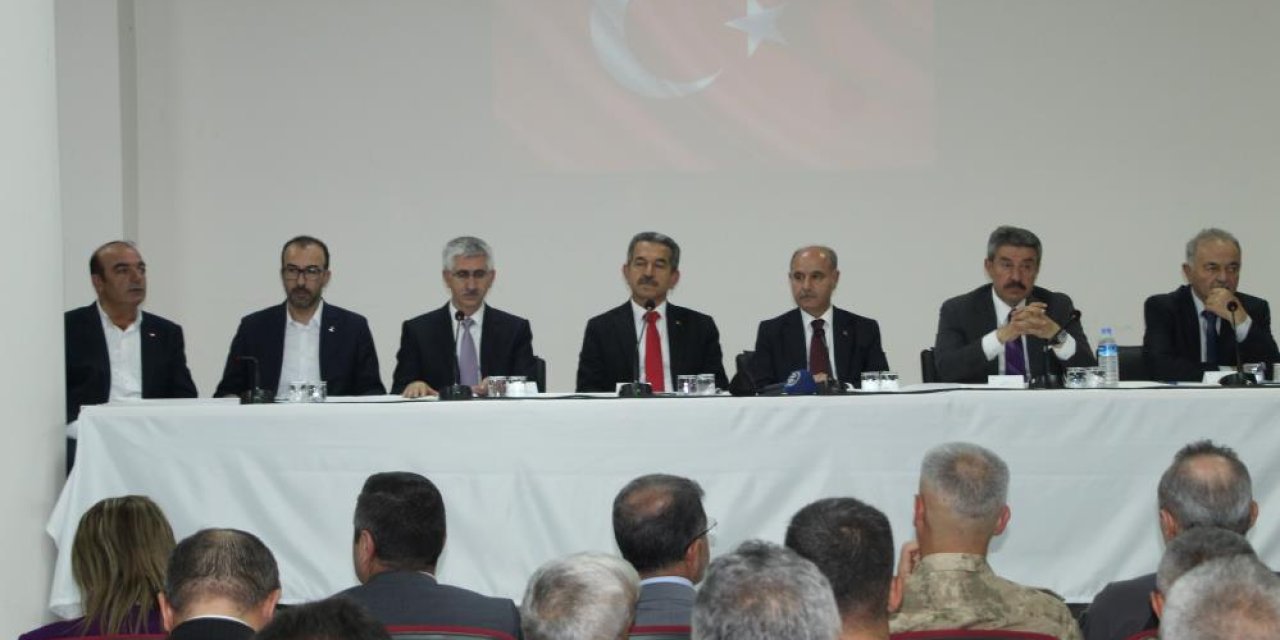 İçişleri ve Milli Eğitim Bakan Yardımcıları Şırnak'ta temaslarda bulundu