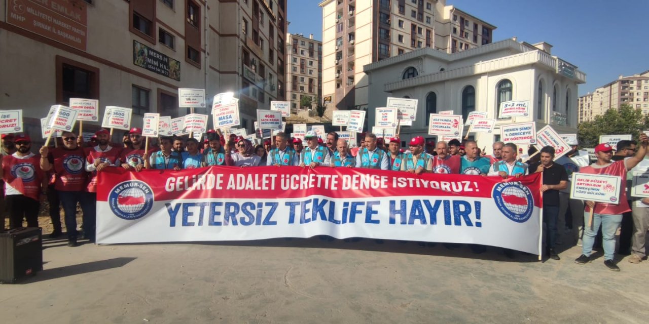 Şırnak'ta Memur-Sen'den Kamu Sözleşmesi Tepkisi