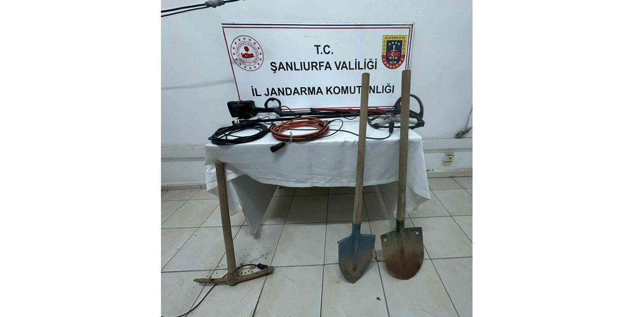 Jandarmadan Definecilere Suçüstü: 4 Gözaltı