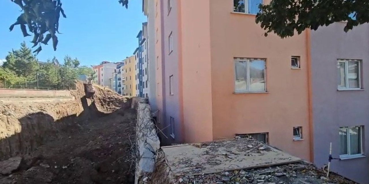 Erzurum'da heyelan: 70 ev boşaltıldı