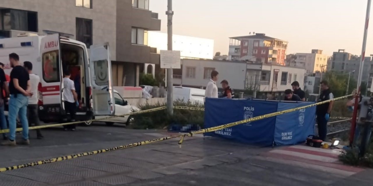 Tartıştığı Arkadaşını Vurduktan Sonra Kend Canına Kıydı