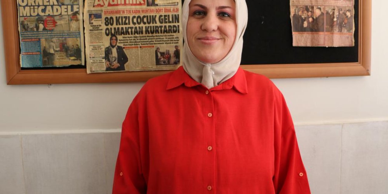 Diyarbakır'da 13 yaşında evlendirilen kadın muhtar, 53 yaşında üniversiteli oldu