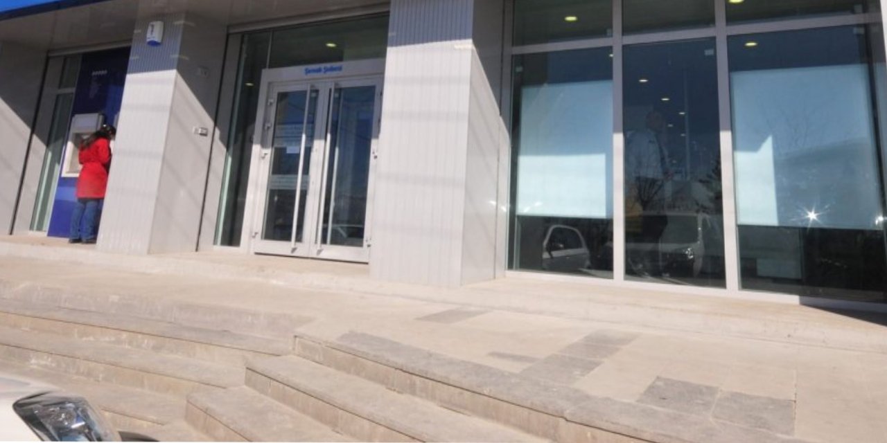 Şırnak’taki banka, ikamet şartıyla personel alımı yapacak