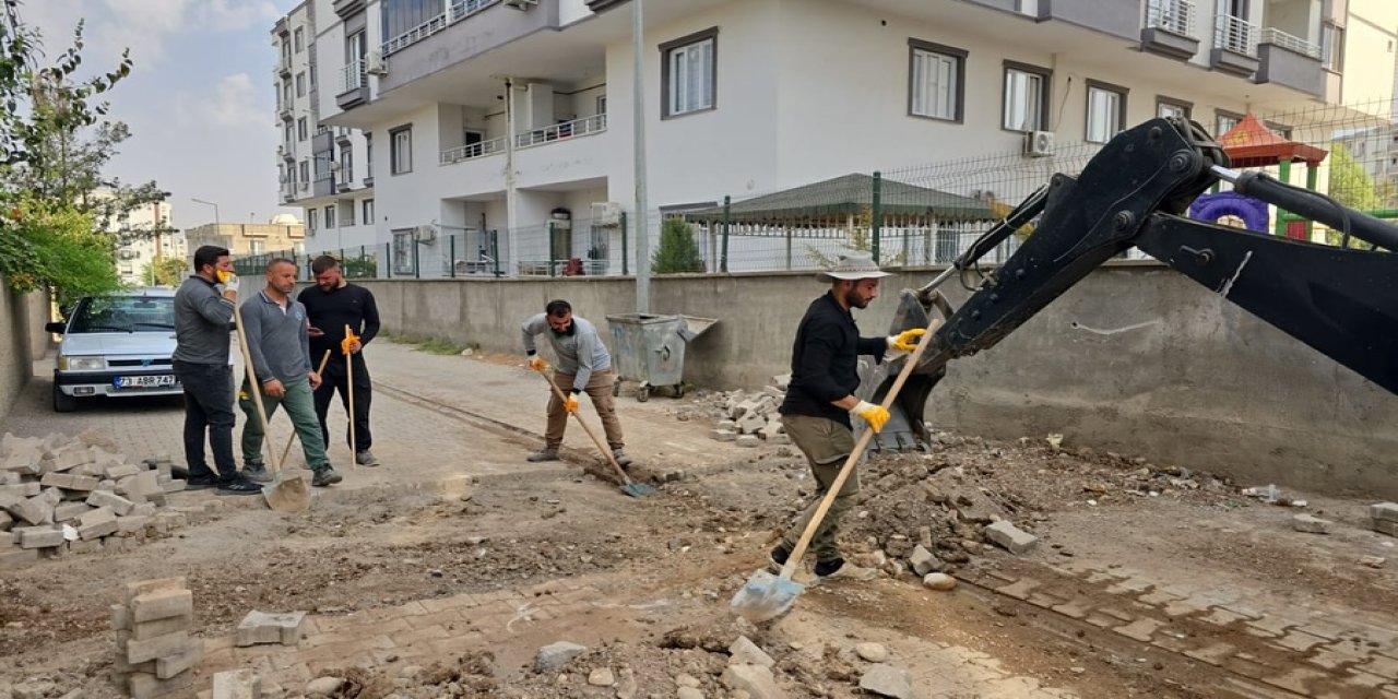 Silopi Belediyesi Fen işlerinden Yol Çalışması