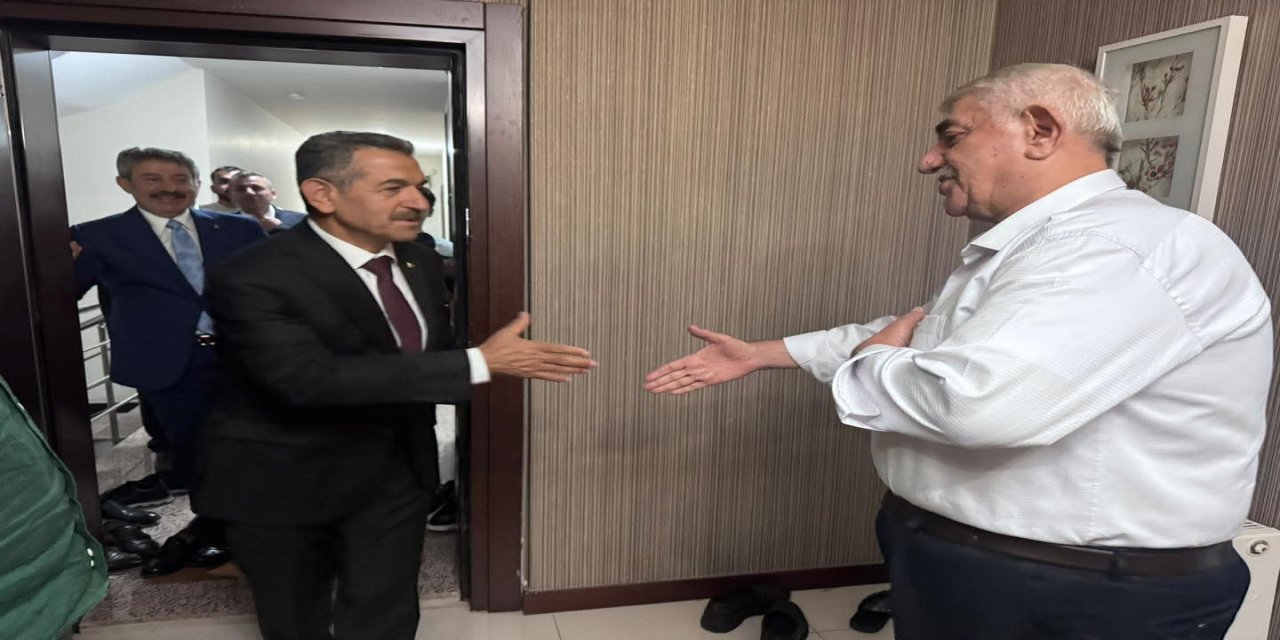 Şırnak Protokolünden Kanaat Önderi Haşimoğlu’na Geçmiş Olsun Ziyareti