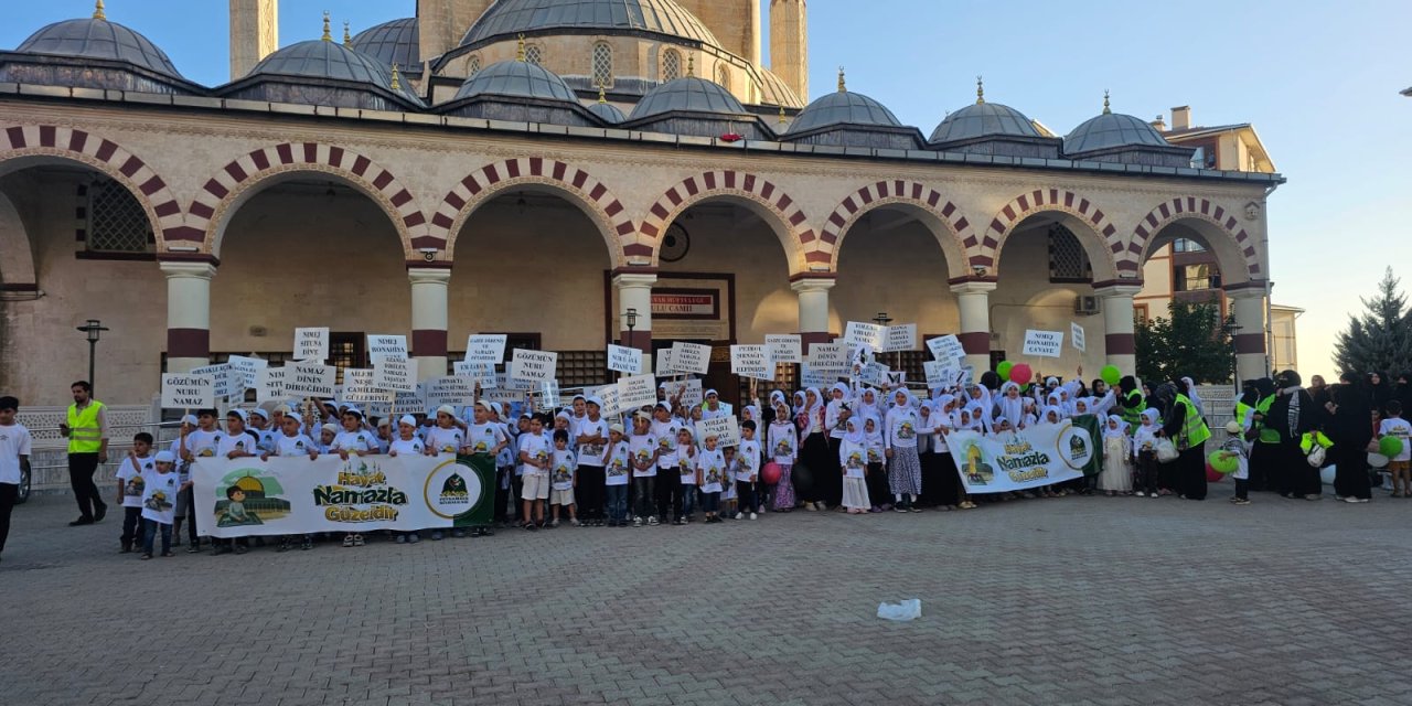 Şırnak'ta "Hayat Namazla Güzeldir" Etkinliğinin Finali Yapıldı
