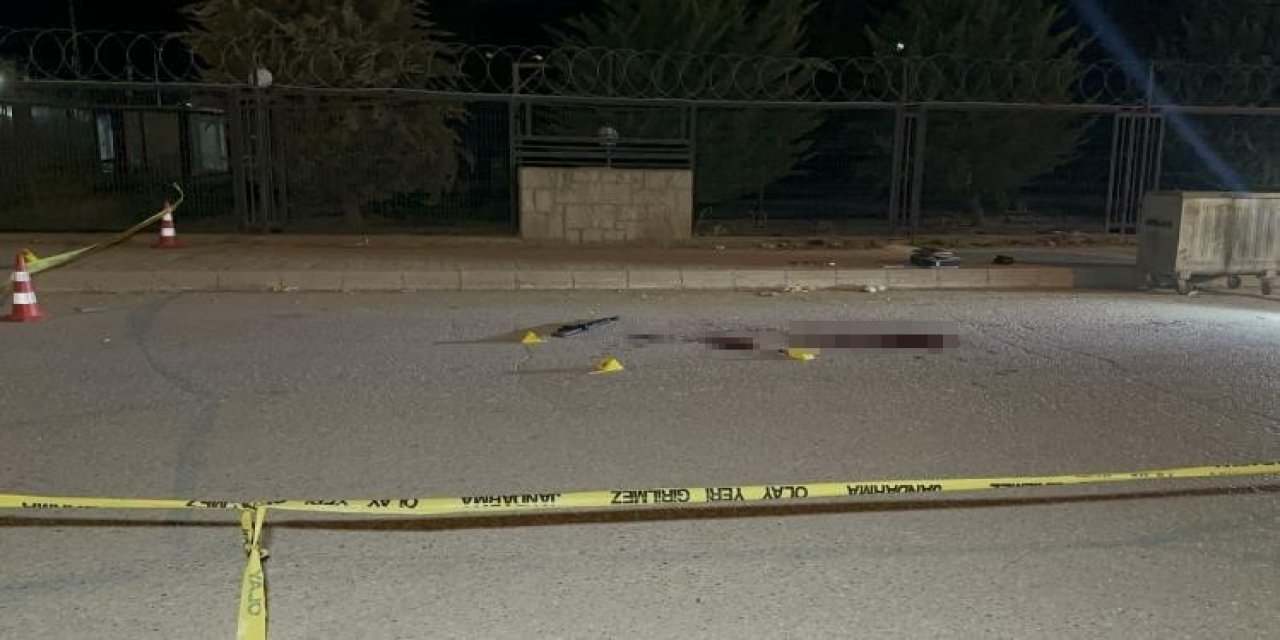 22 Yaşındaki Genç, Sokak Ortasında Ölü Olarak Bulundu