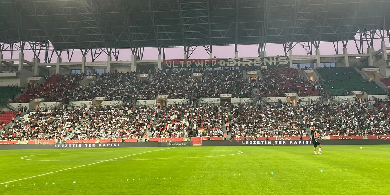 Amedspor Maçında Şırnak Detayı