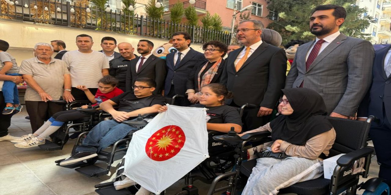 Şırnak dahil Türkiye'nin 81 iline umut taşıyan polis Mustafa Şahin'den büyük organizasyon