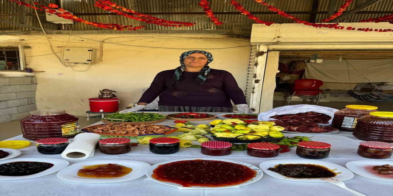 Biberden Reçel Yaptı, Siparişlere Yetişmekte Zorlanıyor