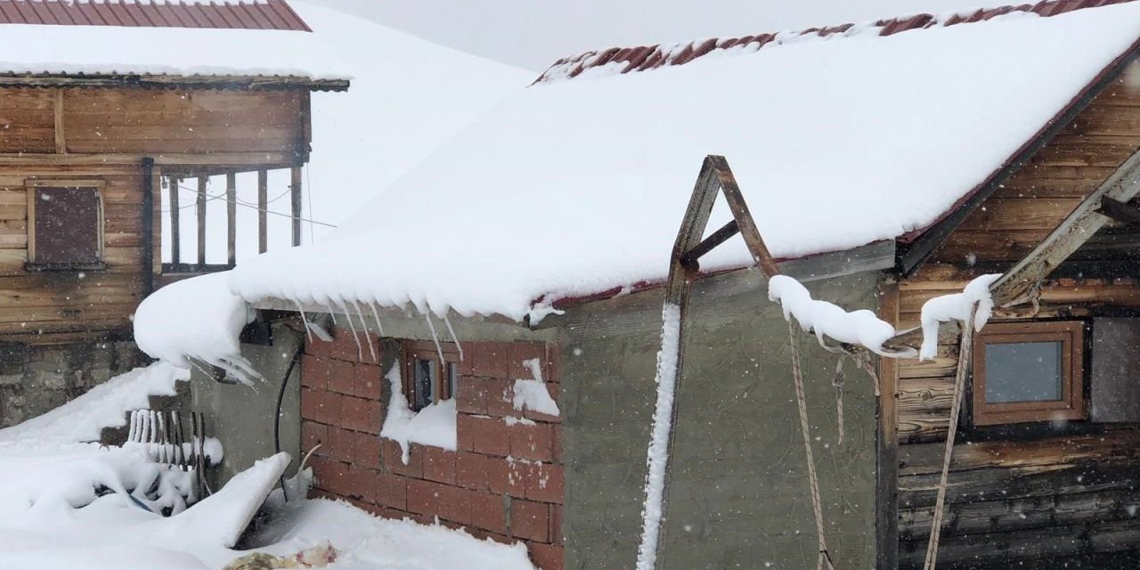 Türkiye’de o bölgede kar kalınlığı yarım metreye ulaştı