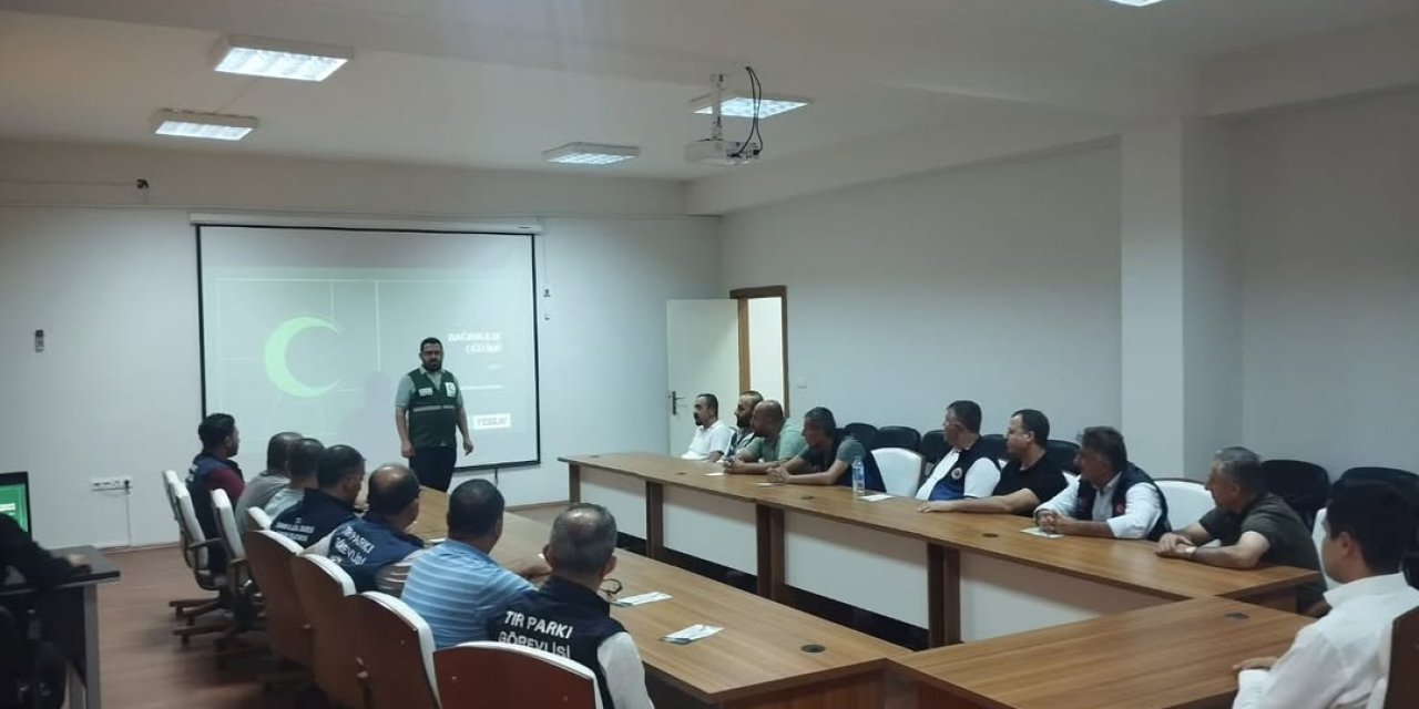 Yeşilay Şırnak Şubesi Bağımlılık İle Mücadeleye Devam Ediyor