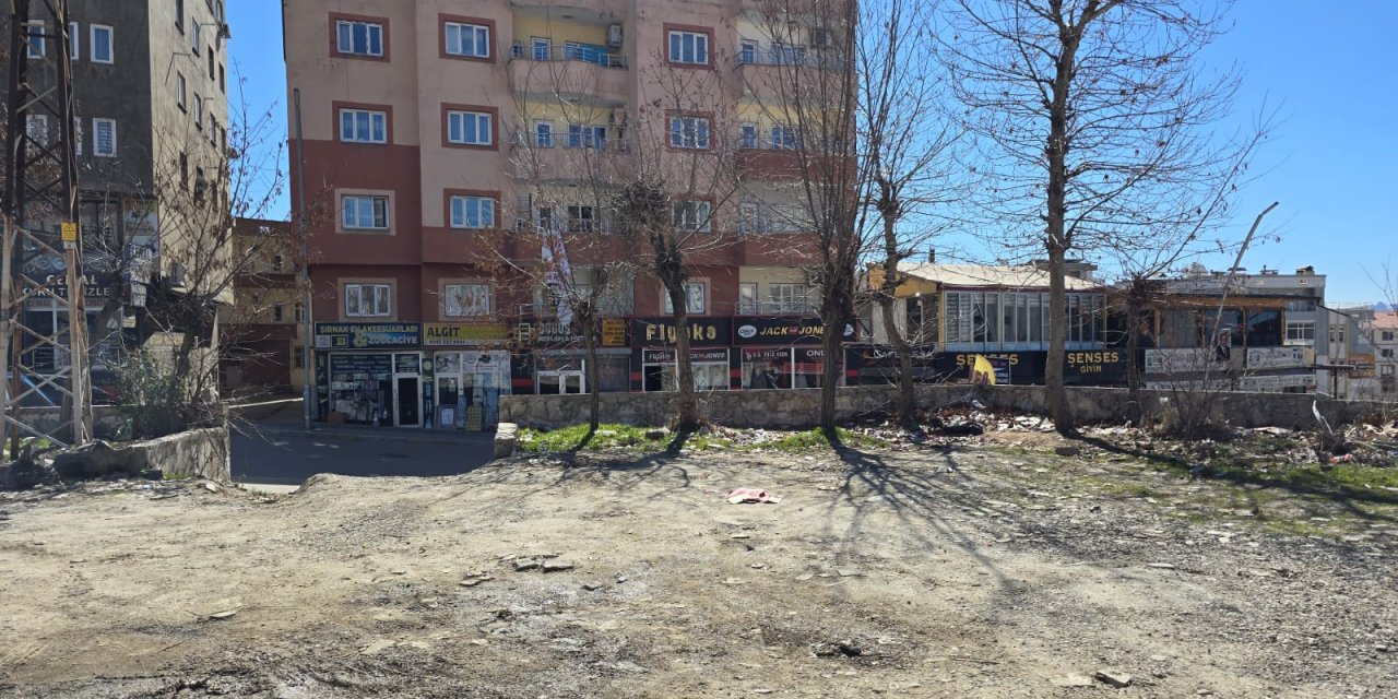 6 Yıl Oldu! Şırnak PTT Binası Neden Yapılmıyor?