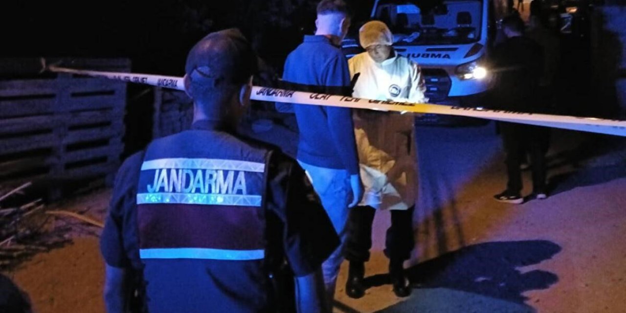 Aile faciası: Anne ve baba hayatını kaybetti, 2 akraba yaralandı