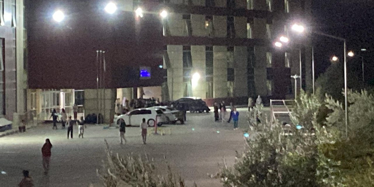 Yurttaki Su Sıkıntısı İsyan Ettirdi! Müdür Din, Müdahale Etti