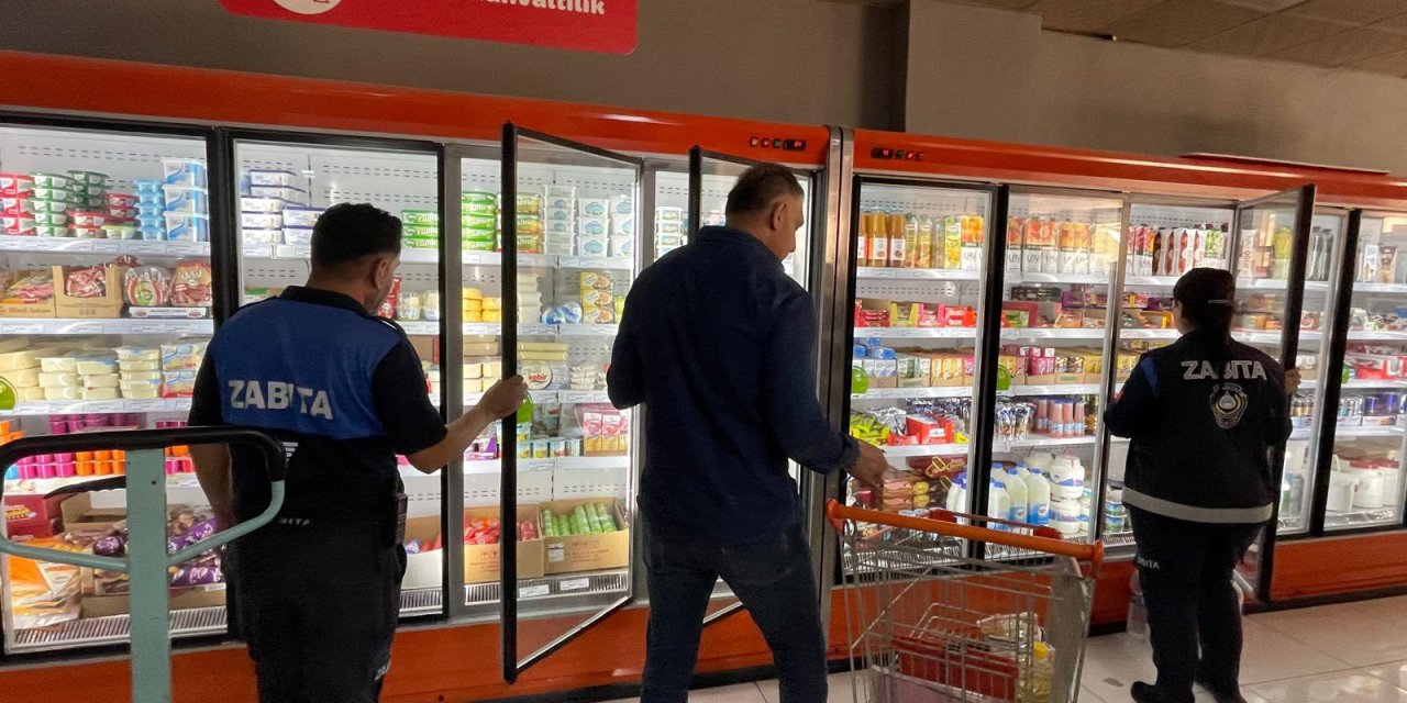 Silopi Belediyesi Market Denetimlerinde 4 İş Yerine Ceza Kesti!