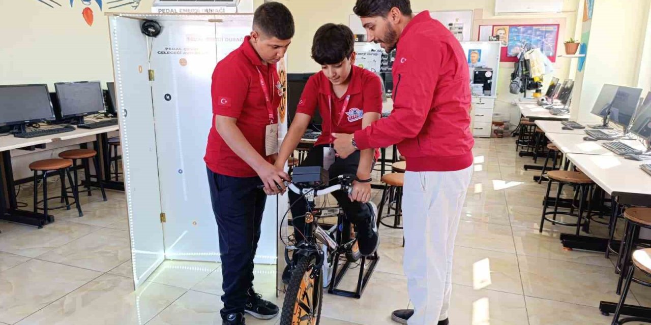 Bu Bisiklet Hem Elektrik Üretiyor Hem De Bakiye Kazandırıyor
