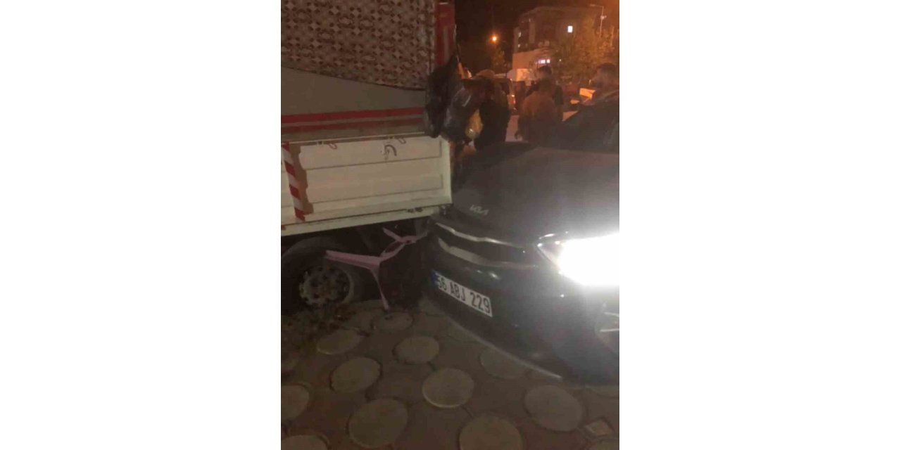 Kurtalan’da Trafik Kazası: 3 Yaralı
