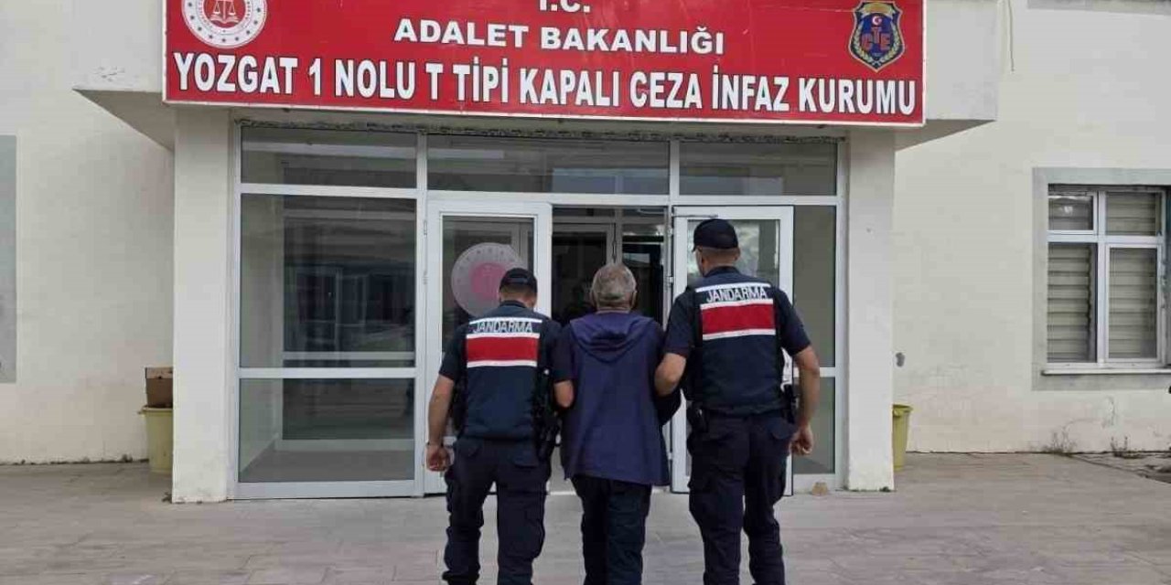 Yaşlı çifti öldüren şahıs cezaevinde geçirdiği kalp krizi sonucu öldü