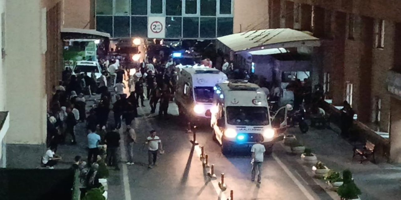 Batman'da trafik kazası sonrası çıkan bıçaklı kavga 1'i ağır 2 kişi yaralandı