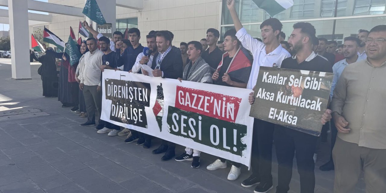 Şırnak'ta üniversite öğrencileri İsrail'in saldırılarını protesto etti