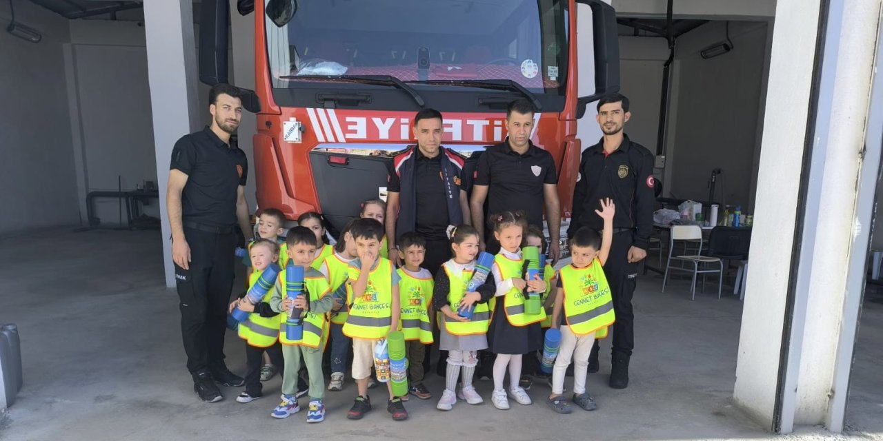 Cennet Yuvası Anaokulu Öğrencileri İtfaiyecilik Mesleğini Yerinde Öğrendi