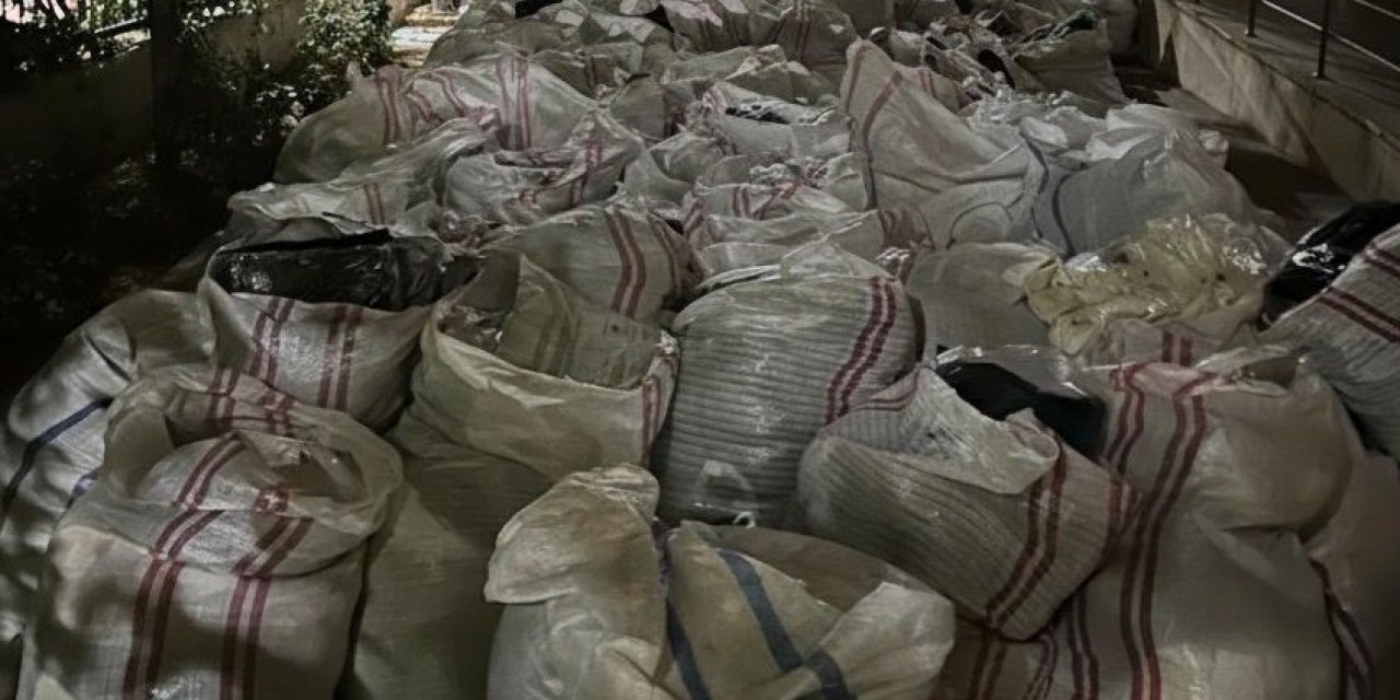 Şırnak'ta Sosyal Medyadan Kaçak Malzeme Satan 3 Kişi Gözaltına Alındı